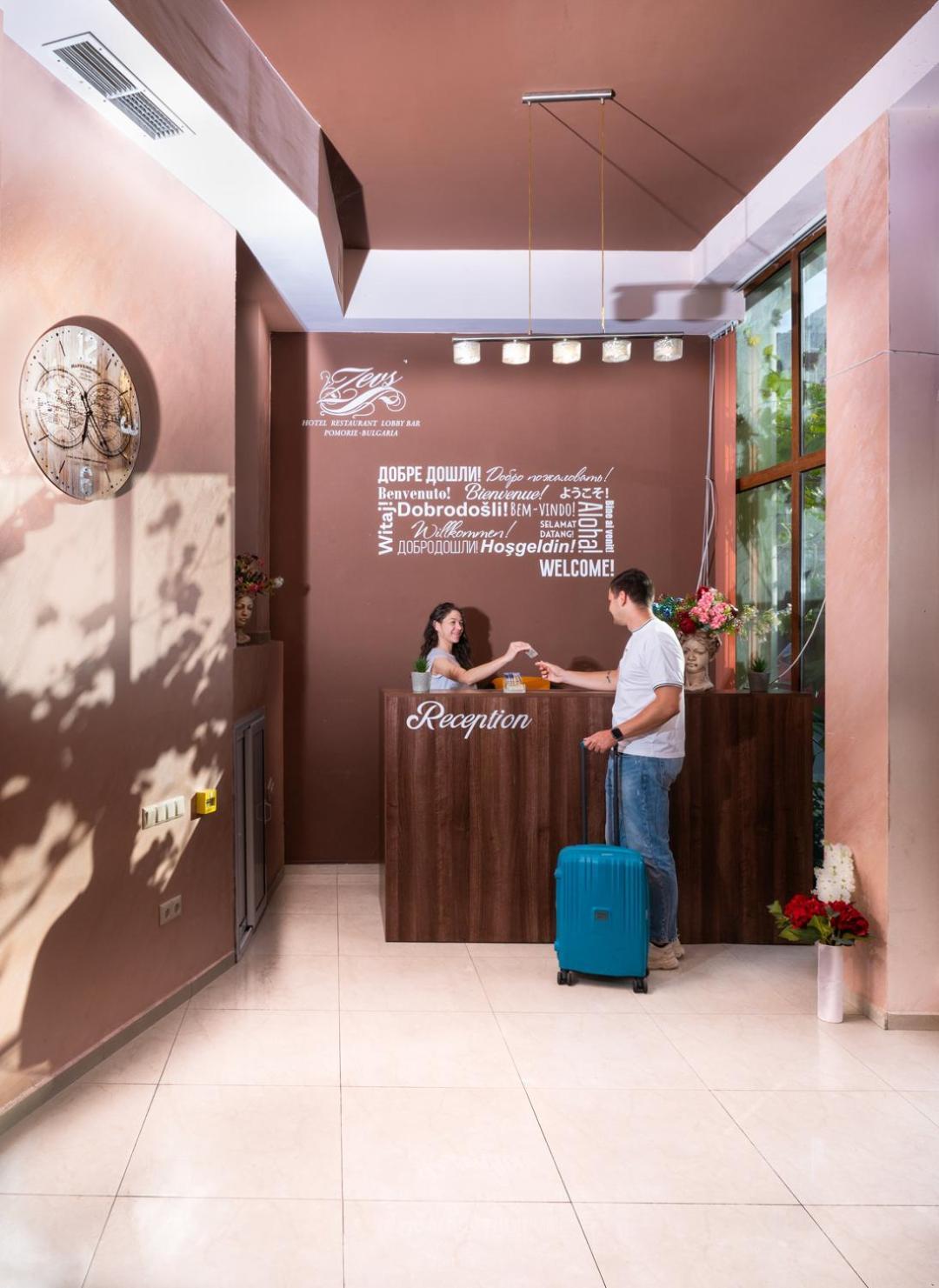 Hotel Zeus Pomorie Exterior photo